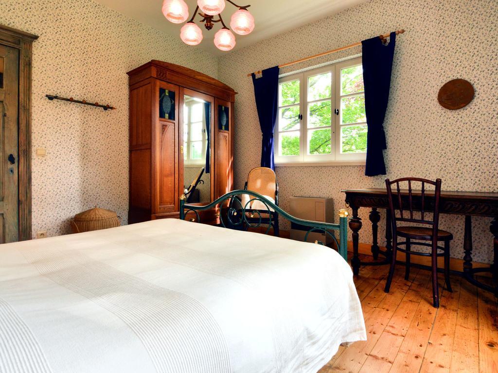 Furnished Bungalow In Monceau En Ardenne With Garden Barbecue Oizy Екстериор снимка